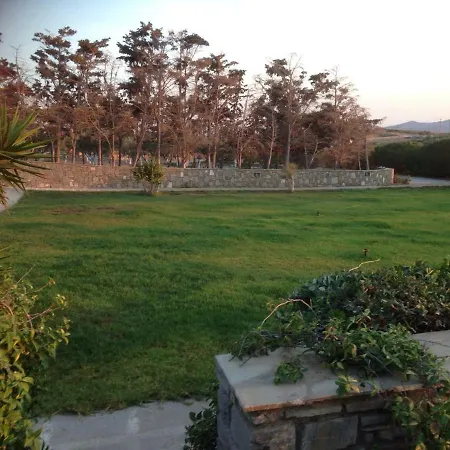 Paros Cycladic Apartmán *